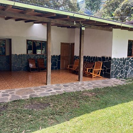 Lia B&B Lucmabamba Sahuayaco Exterior photo