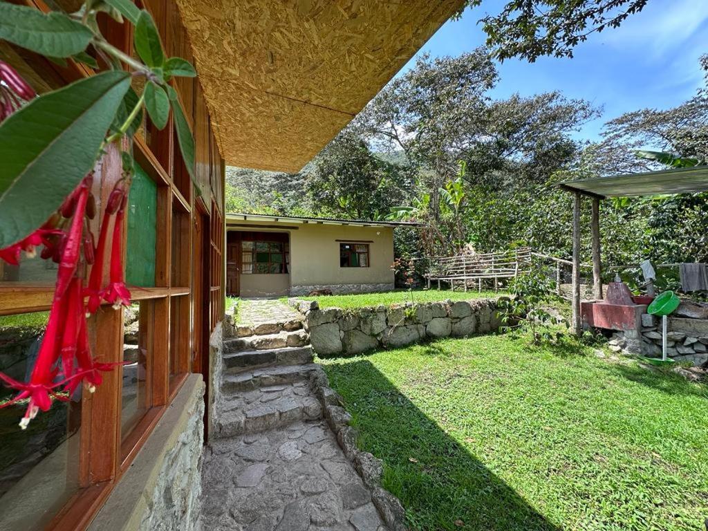 Lia B&B Lucmabamba Sahuayaco Exterior photo