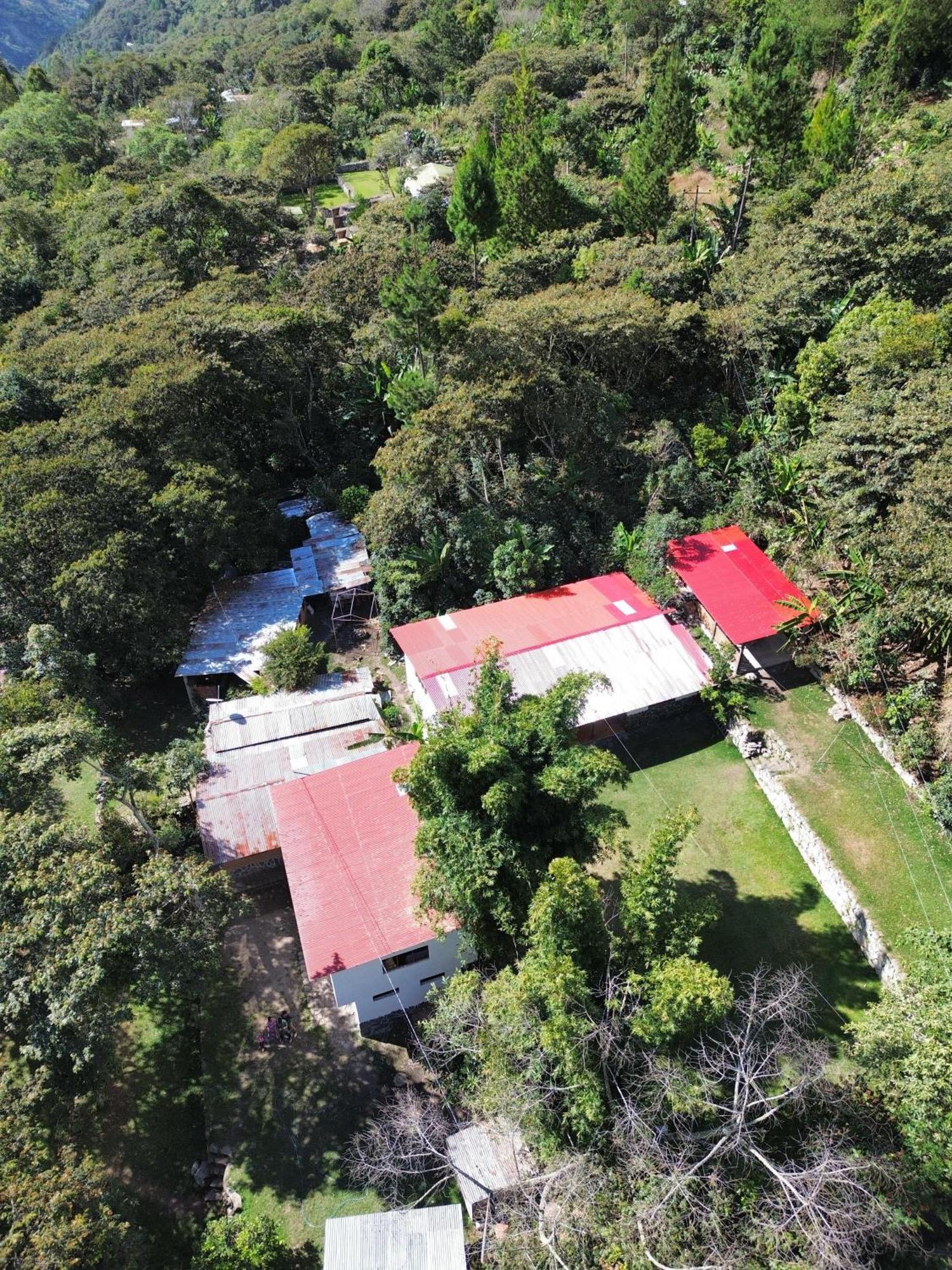 Lia B&B Lucmabamba Sahuayaco Exterior photo
